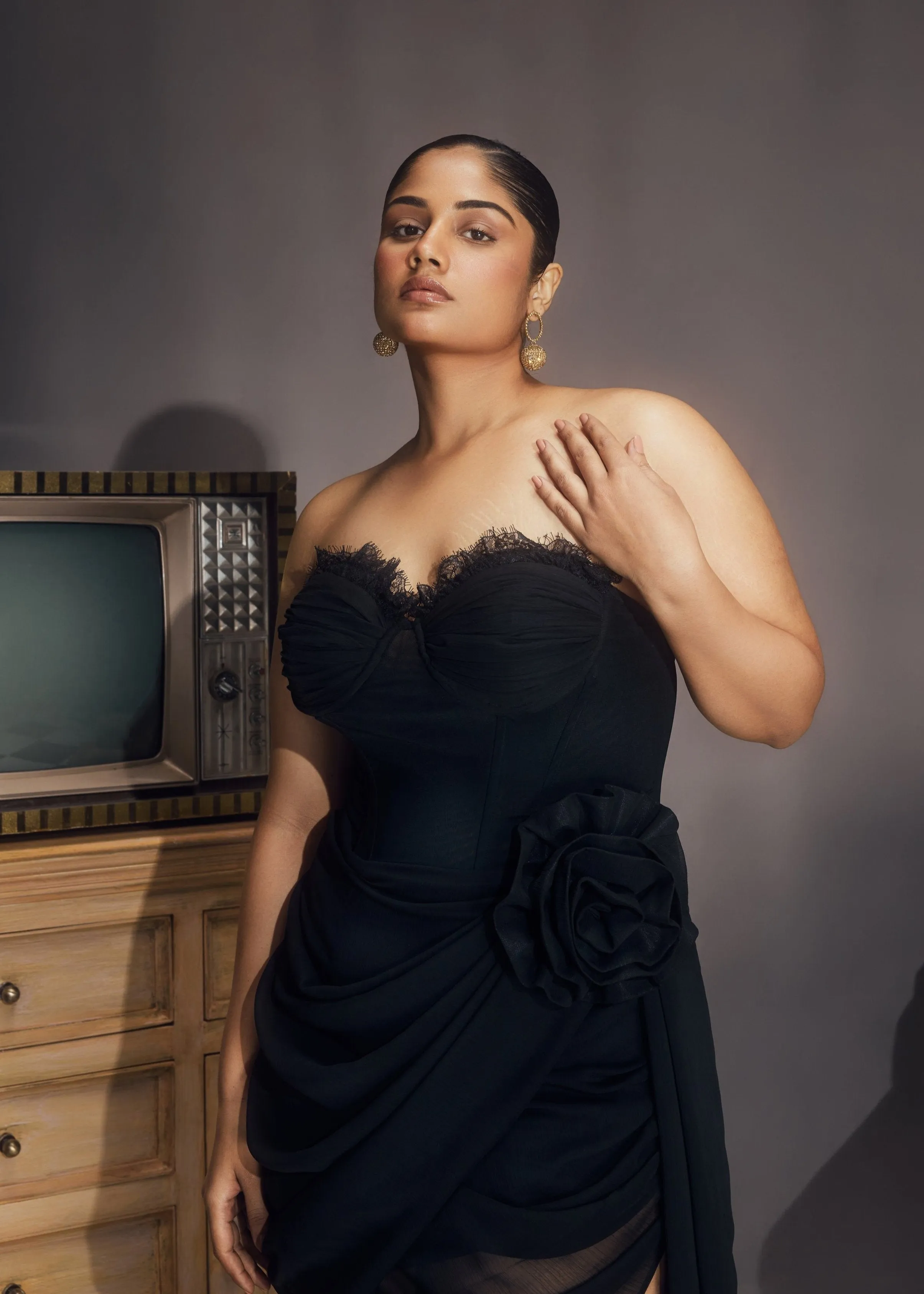 Abba Black Chiffon Strapless Rose Embellished Asymmetrical Midi Bustier Dress