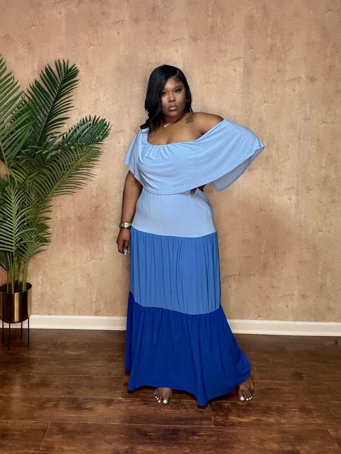 COLOR BLOCKED TIERD MAXI DRESS (Blue)