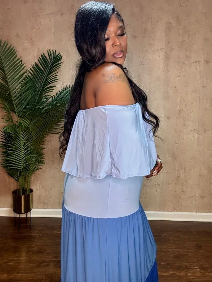 COLOR BLOCKED TIERD MAXI DRESS (Blue)