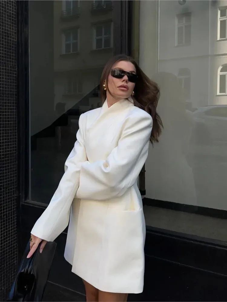 Ingrid | Elegant White Coat