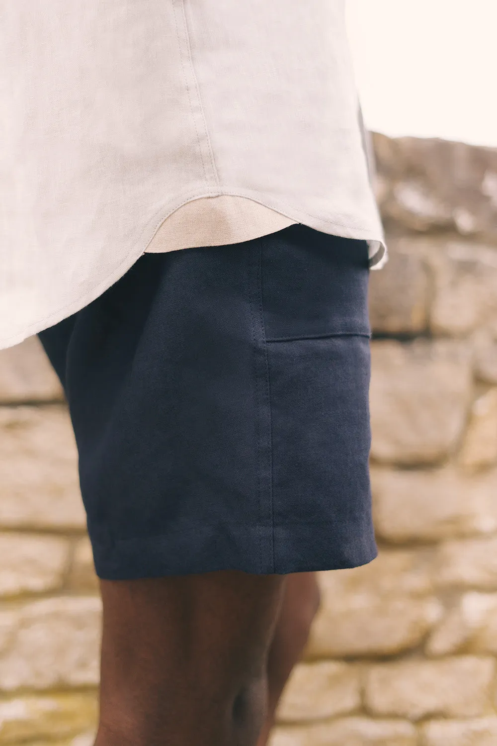 Patch Pocket Shorts 7 Inch Navy Blue