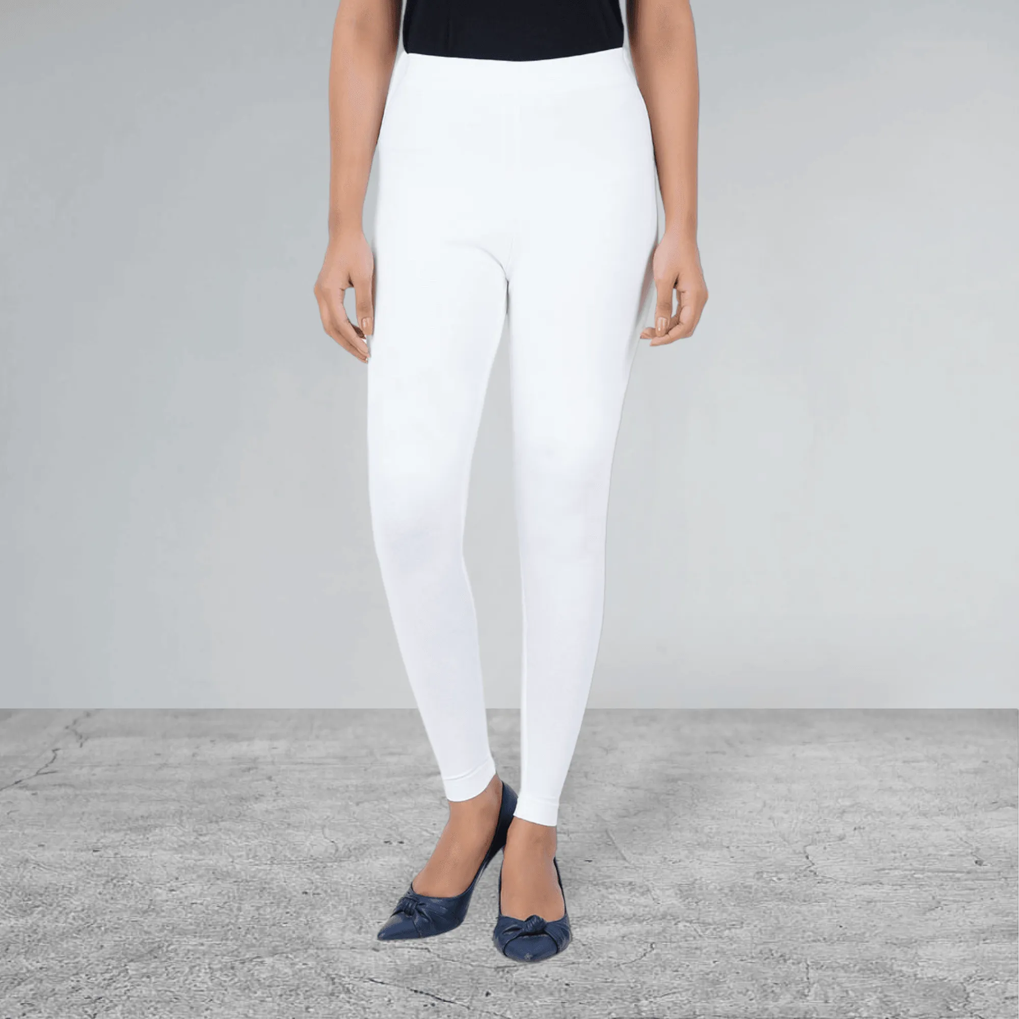 White Cotton and Lycra Blend Chudidar Leggings