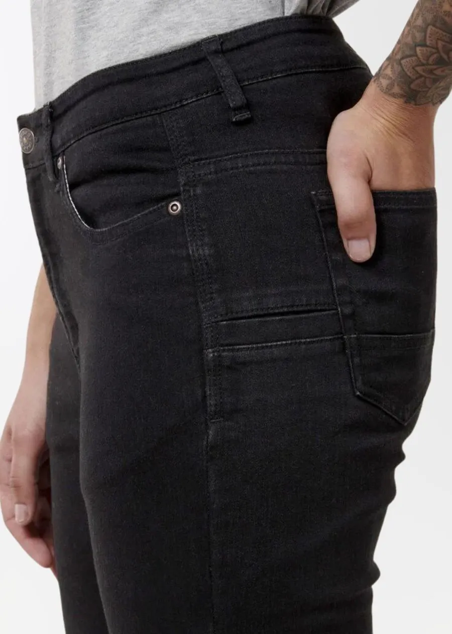 Women's lightweight stretch jeans